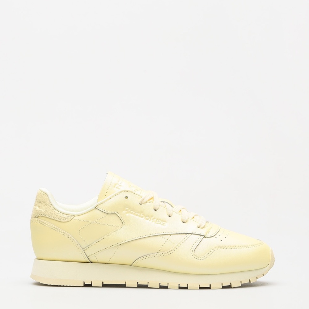 ❌SOLD❌ Reebok Classics, Pale Yellow - Picture 6 of 6